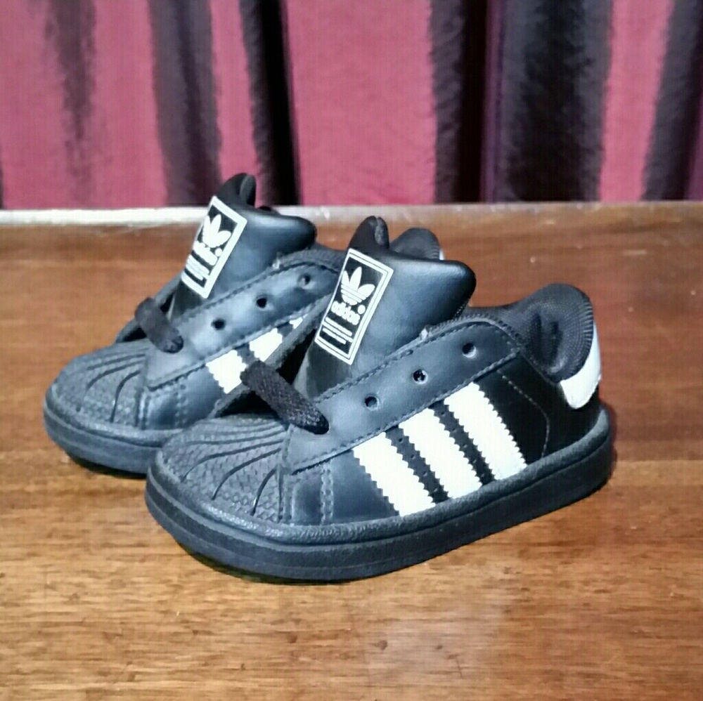 2010 Adidas Black And White Shell Top Baby 5K